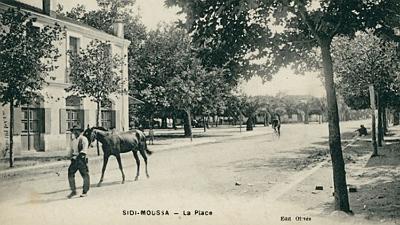Sidi-Moussa-Place-01