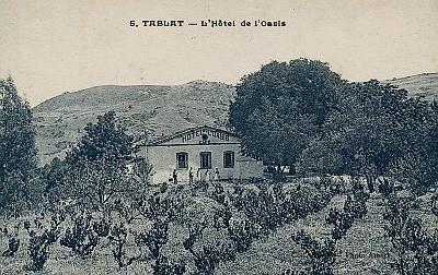 Tablat-HotelOasis-01