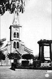 Aumale-EgliseSteJulie-MonumentMorts