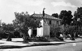 Berrouaghia-Monument