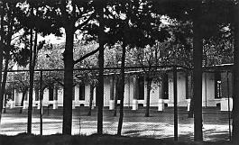 Bouzareah-Tennis-Refectoire