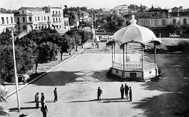 Colea-PlaceMairie-Kiosque