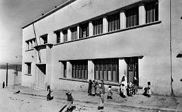 Frenda-EcoleIndigeneFilles