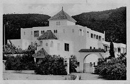 La-Chiffa-HotelRocherSinges