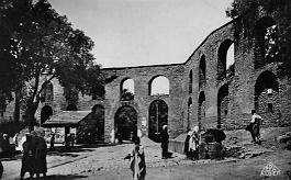 Medea-PortesDeLodi-01