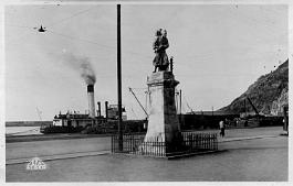 Nemours-MonumentZouaves
