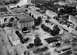 Orleansville-VueAerienne-Caserne