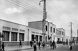 Perregaux-EcoleGarcons-AvenueLiberation