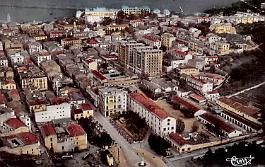 Philippeville-VueAerienne-PlaceJJaures-AvClemenceau-LePort