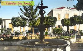 Saint-Cloud-PlaceMairie-01