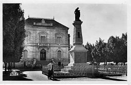 Saint-Denis-Du-Sig-MonumentMorts