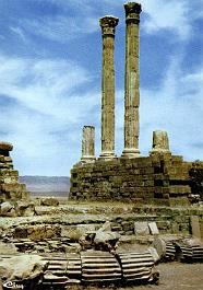 Timgad-ColonnesDuPronaos