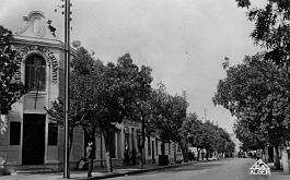 Vialar-RuePrincipale-Banque