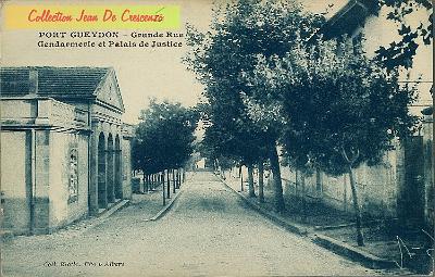 Port-Gueydon-GrandeRue-02