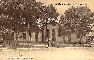Yakouren-Place-Ecoles