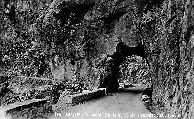 Tirourda-TunnelEntree