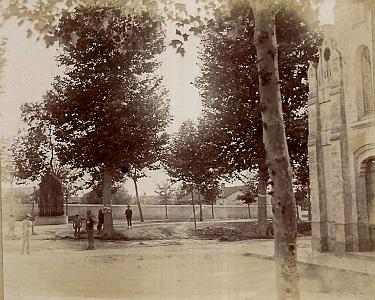 Castiglione-PlaceEglise-1898